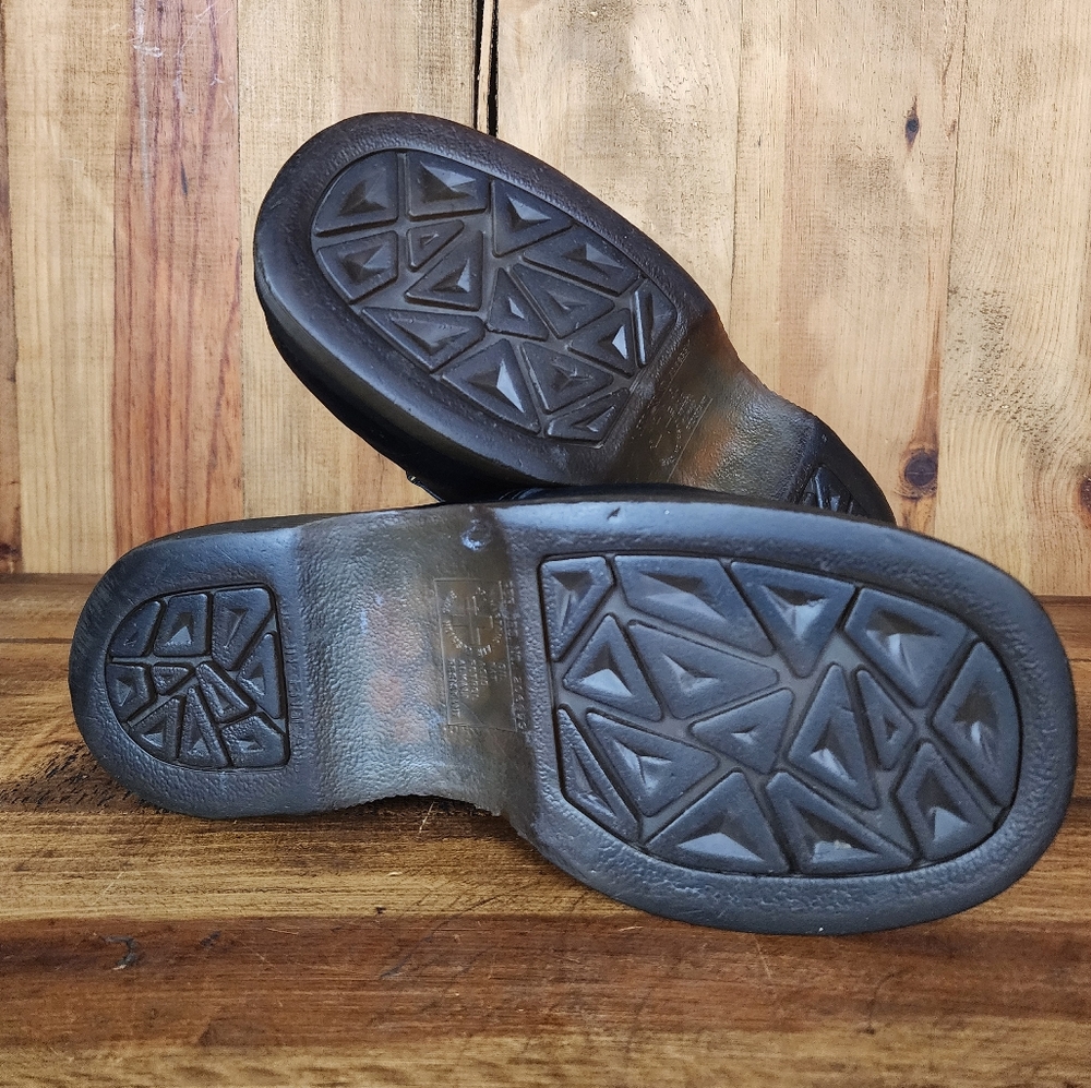 Vintage Dr. Martens 8434 4 Eye Derby - Picture 10 of 10